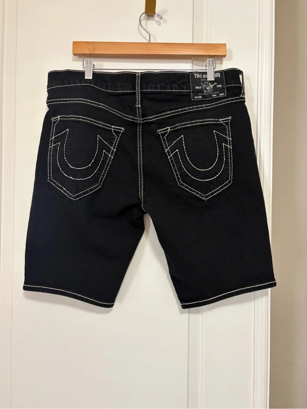 🪷🖤True Religion Black Denim Ricky Relaxed Straight Shorts🖤🪷